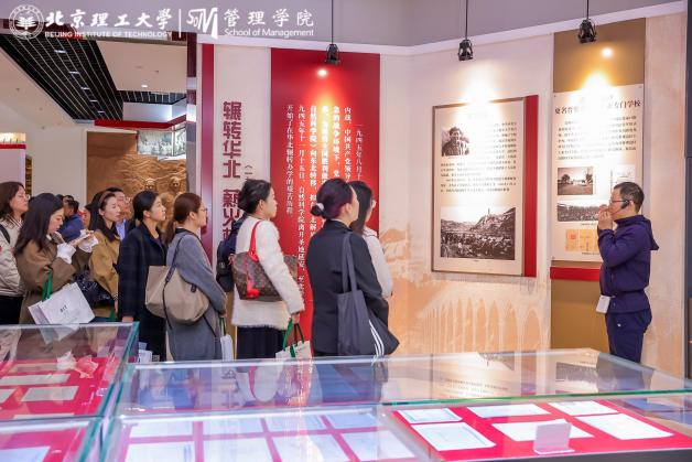 央视百家讲坛主讲嘉宾赵洱岽老师带来公