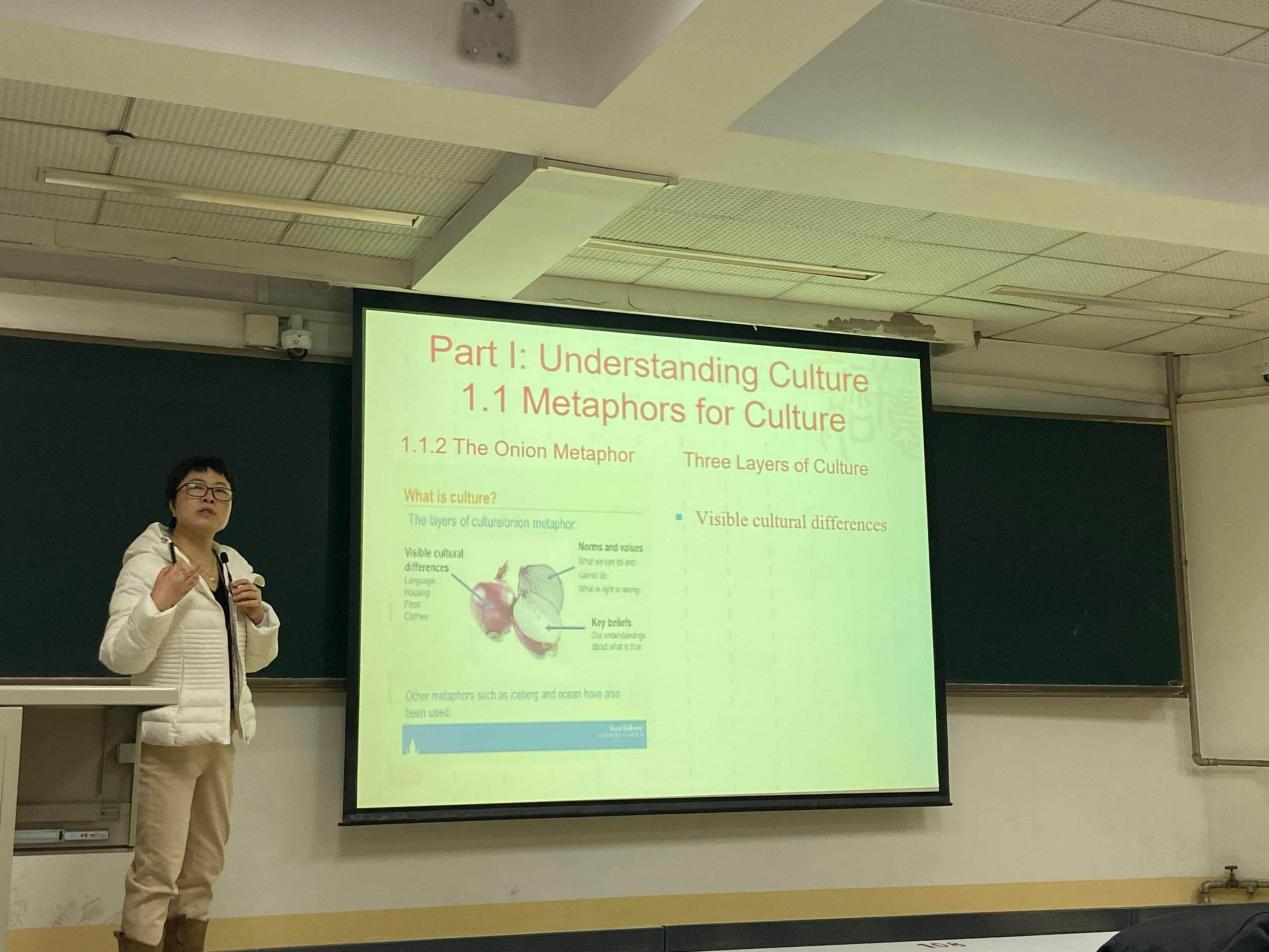 她独立主持教改项目两项
